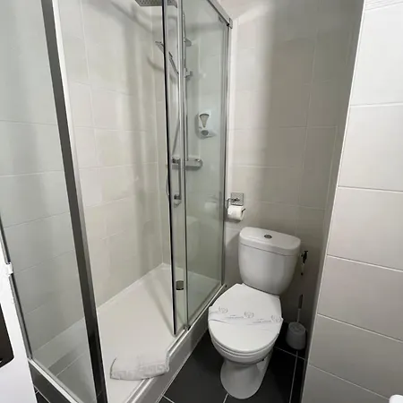 Hotel Agena 2*